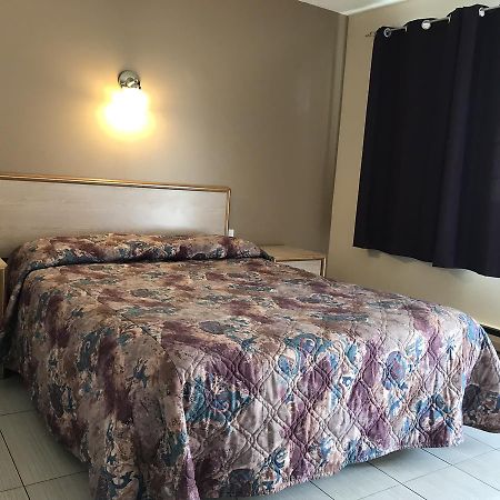 Rider'S Inn Kamloops Ngoại thất bức ảnh